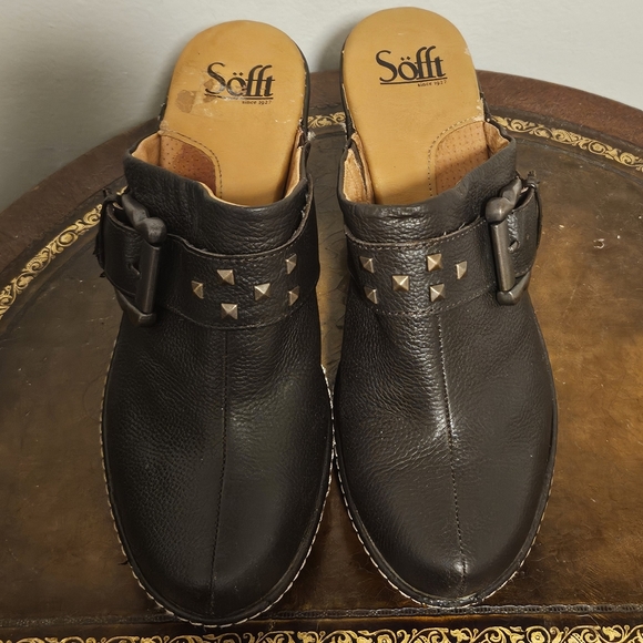 Sofft brown stud leather upper clog mule 7.5 slip on with buckle - Picture 2 of 9